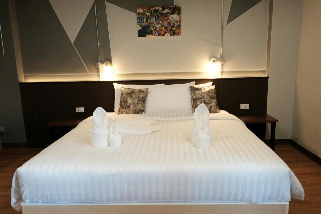 Room2U Хатъяй Экстерьер фото