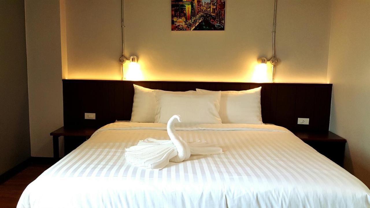 Room2U Хатъяй Экстерьер фото